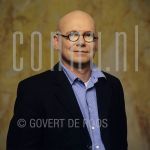 04-11-2001 Sjoerd Pleijsier at studio in Amsterdam.

[keywords]Posed, Eyecontact, Glasses, Smiling, Actor[/keywords]